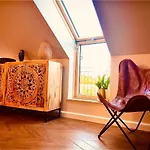 Czos Apartament *