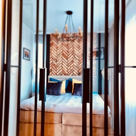 Czos Apartment *